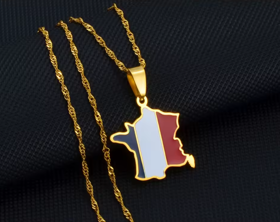Collier drapeau France