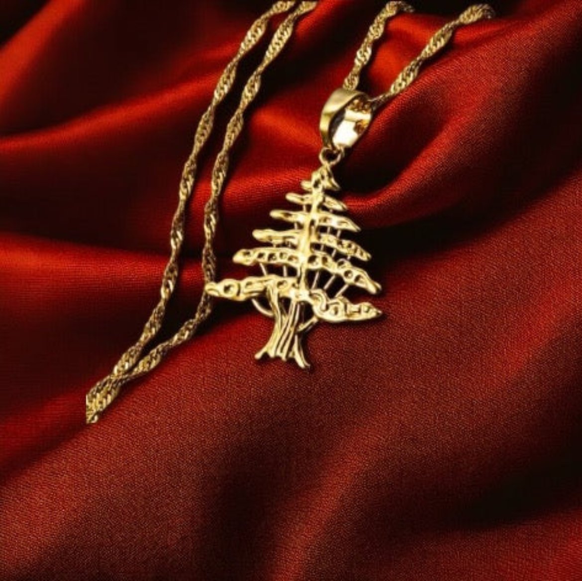 Simple Cedar Necklace
